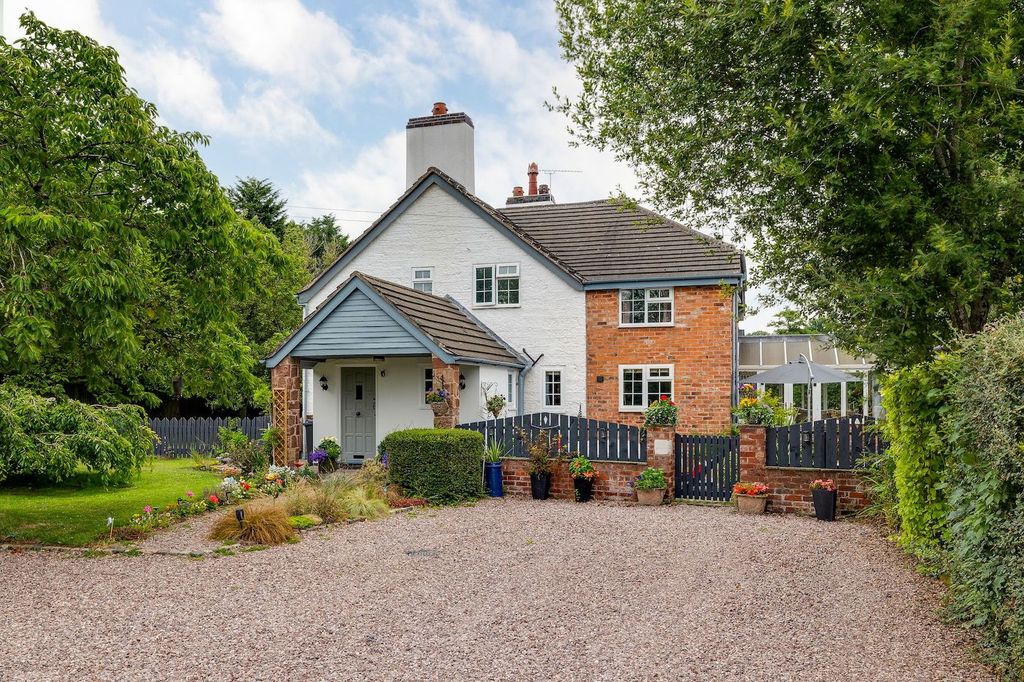 Property photo 1 of 37
