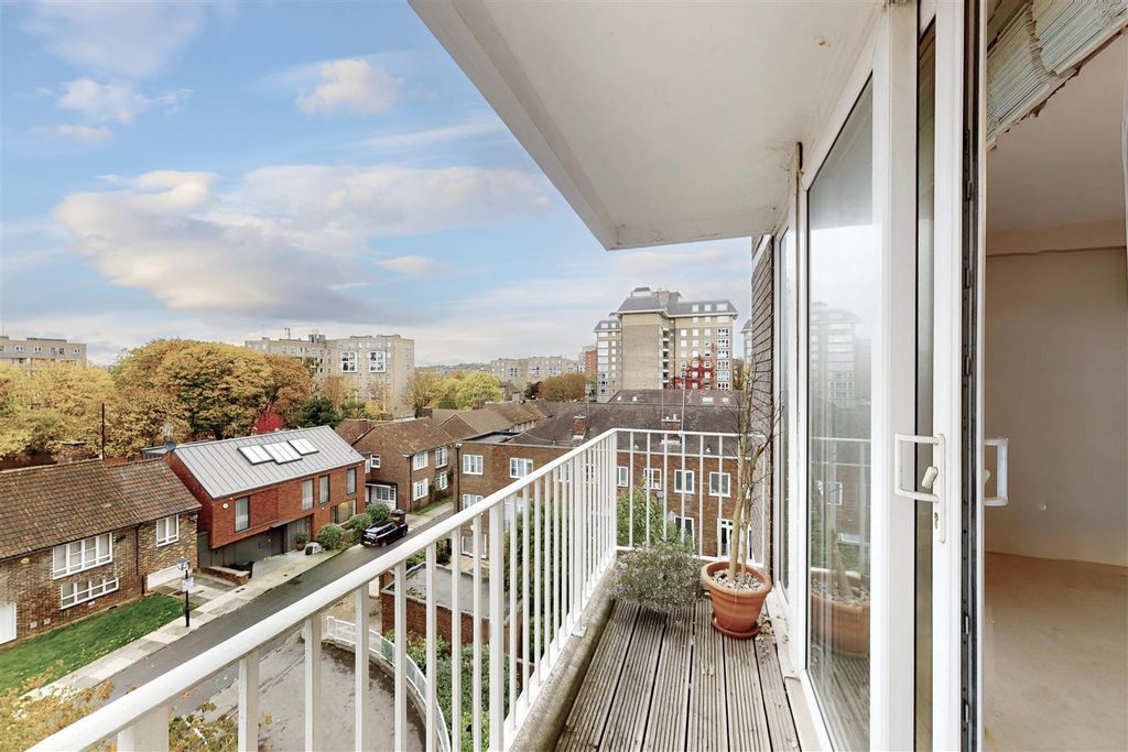 Property photo 2 of 16 P12.Jpg