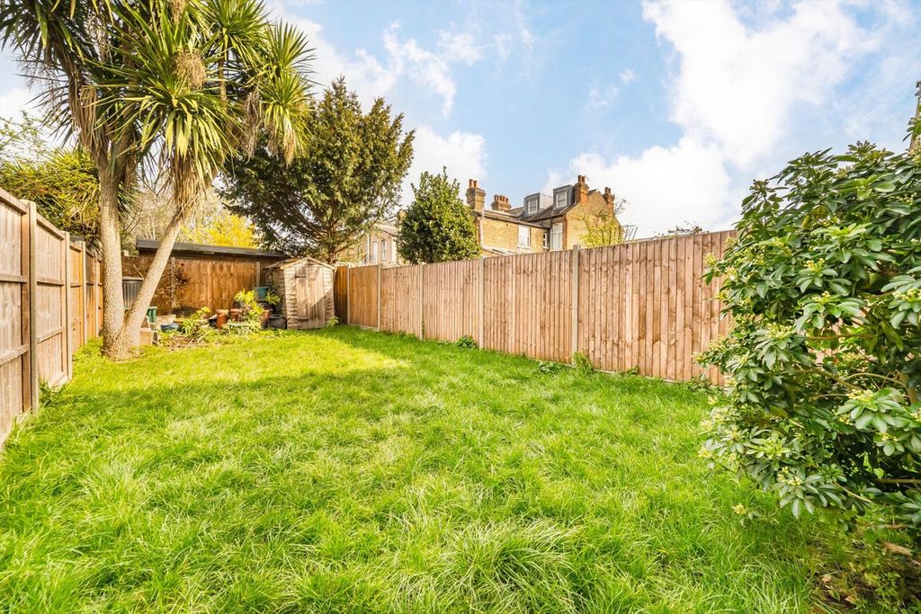 Property photo 2 of 3