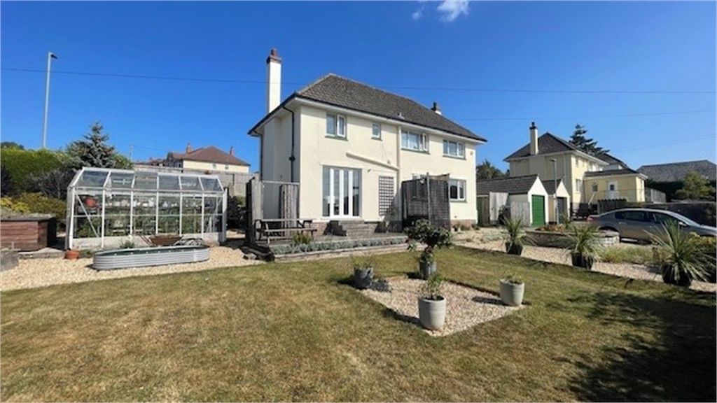 Property photo 2 of 16 Picture 2