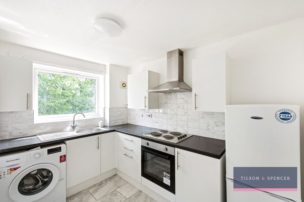 Property photo 2 of 12 2