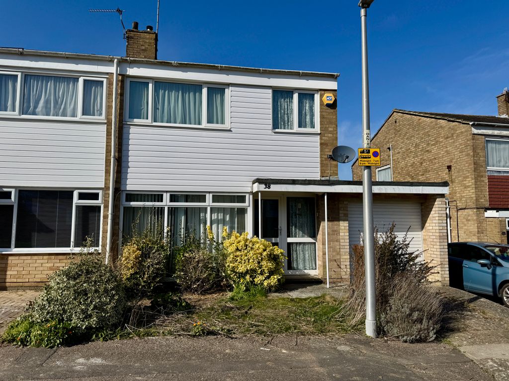 Property photo 1 of 9