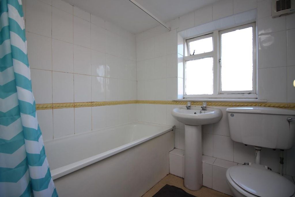 Additional image 12 of 4 bed terraced house to rentLove Lane, Canterbury, Kent CT1