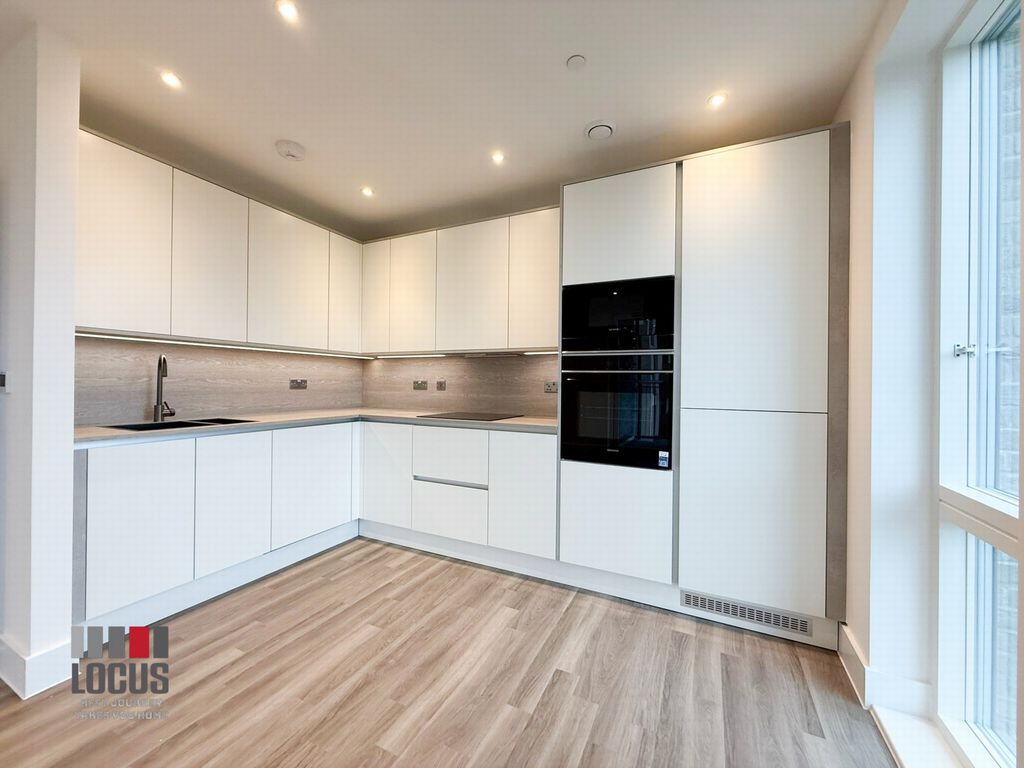 Property photo 3 of 15 Photo 6