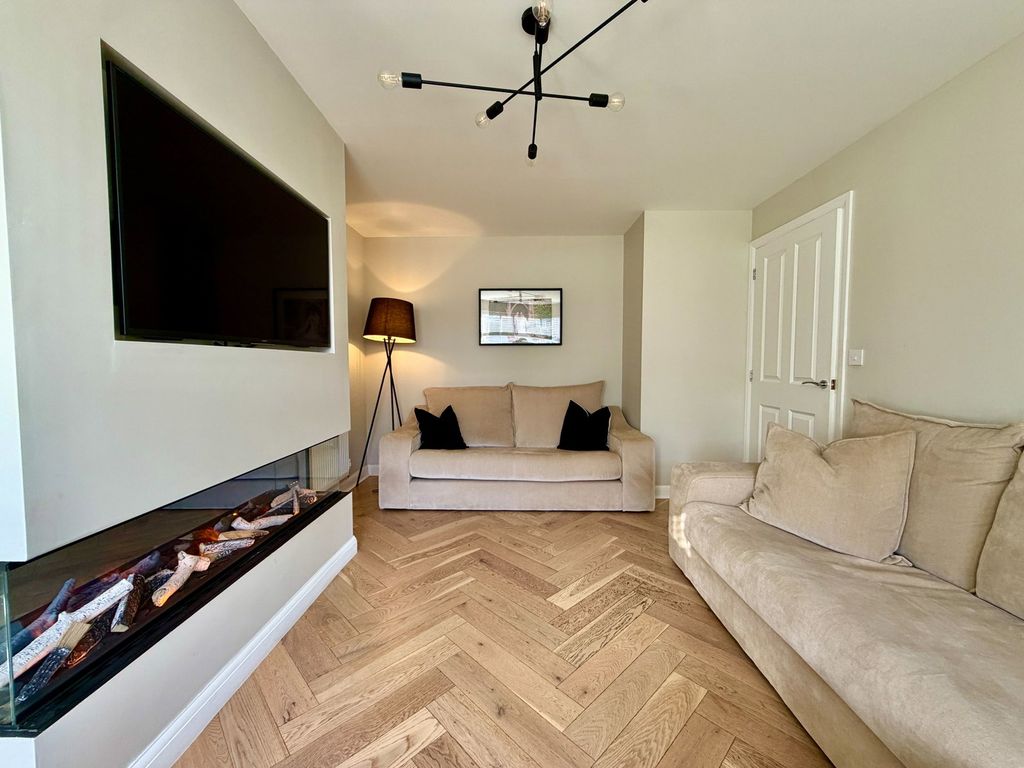 Property photo 2 of 56