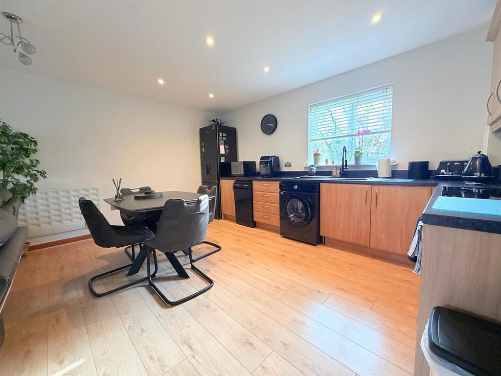 Property photo 1 of 10 Whatsapp Image 2026-03-05 At 4.58.26 Pm.Jpeg