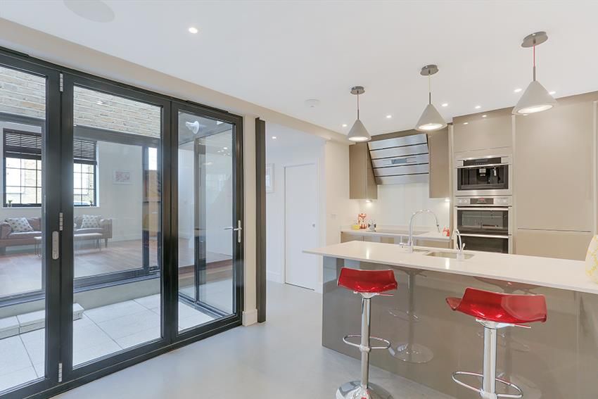 Property photo 3 of 7