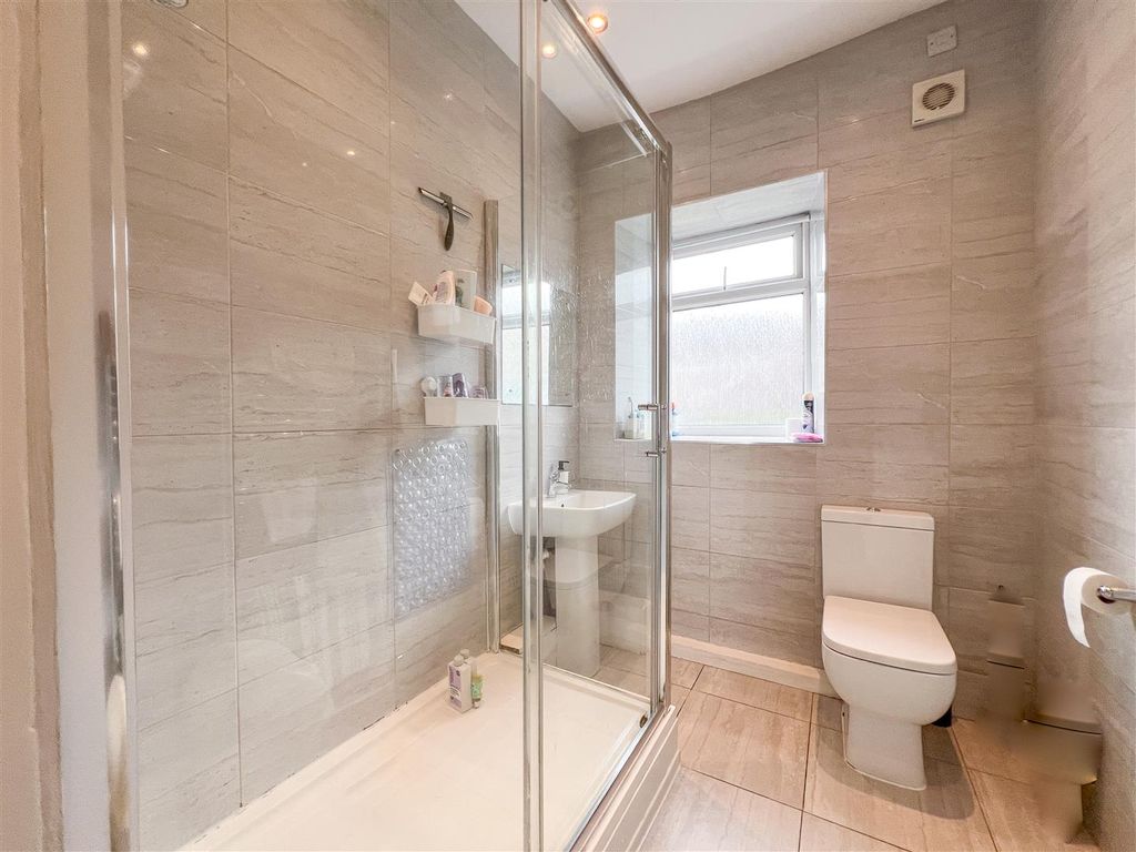 Property photo 2 of 11 Img_1589.Jpg