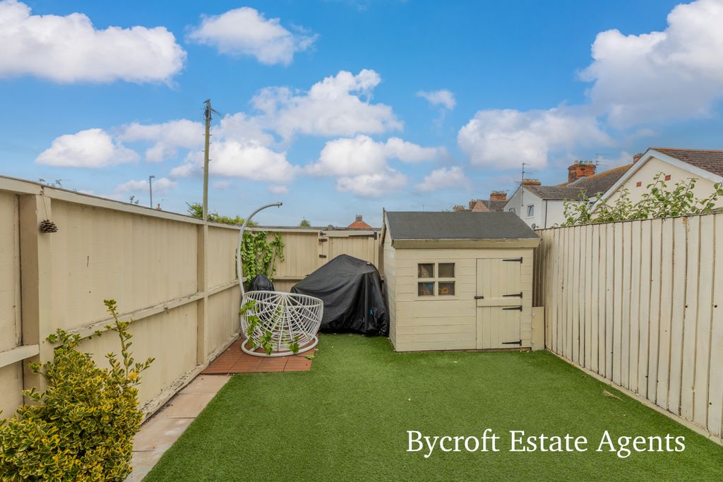 Property photo 3 of 13