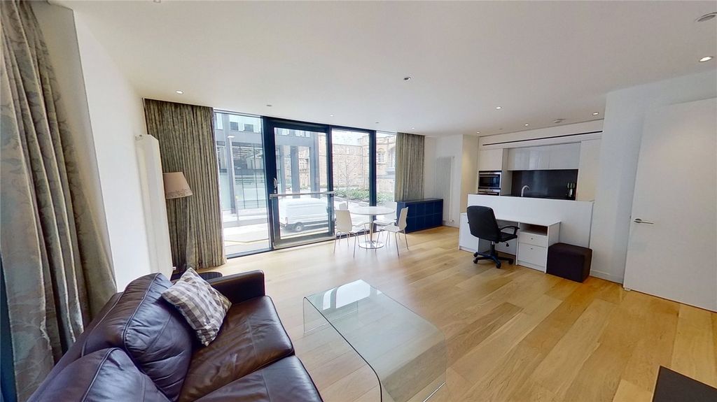 Property photo 3 of 15 Photo 3