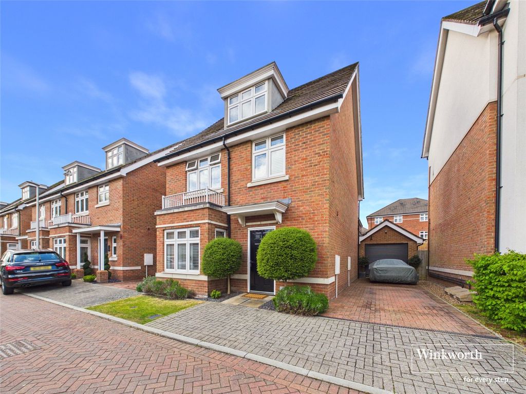 Additional image 24 of 5 bed town house for saleTutor Crescent, Earley, Reading RG6