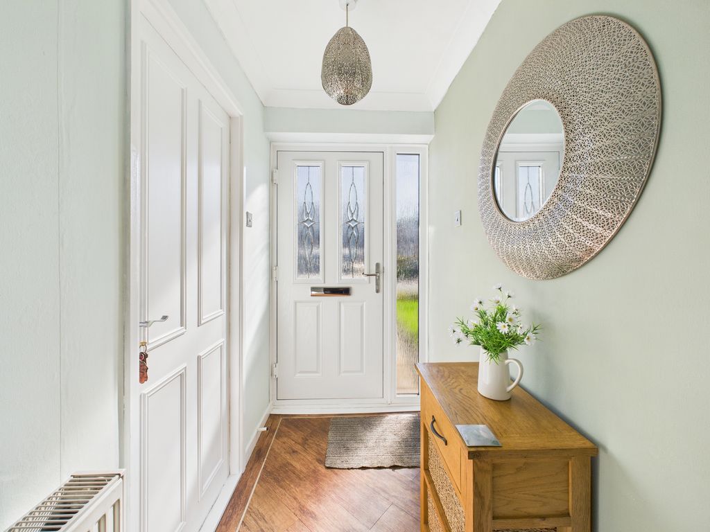 Property photo 2 of 43