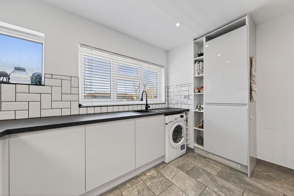 Additional image 4 of 3 bed maisonette for saleJudith Road, Kettering NN16