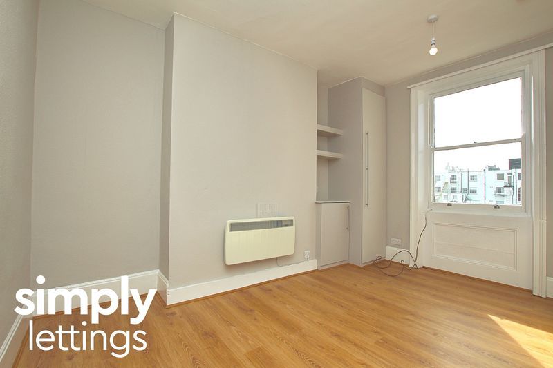 Property photo 2 of 5 Photo 1