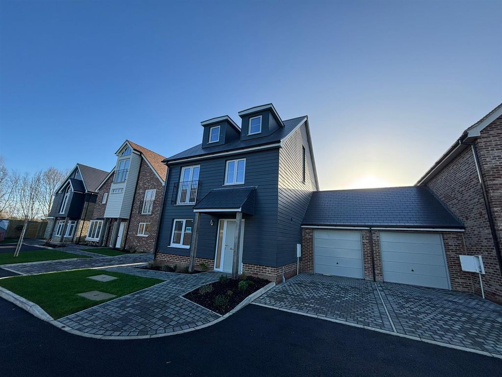 Property photo 1 of 2 5F3d19B1-d08c-4E25-9141-Bc1B386808E1.Jpg