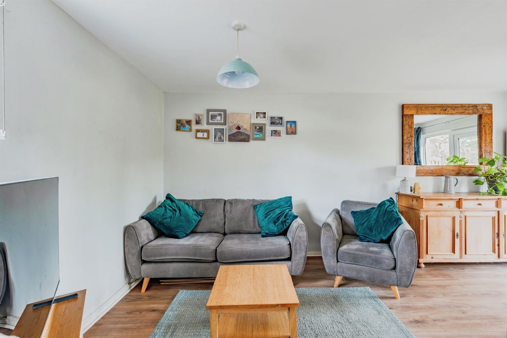 Additional image 5 of 3 bed terraced house for saleAmbleside Close, Ifield, Crawley RH11