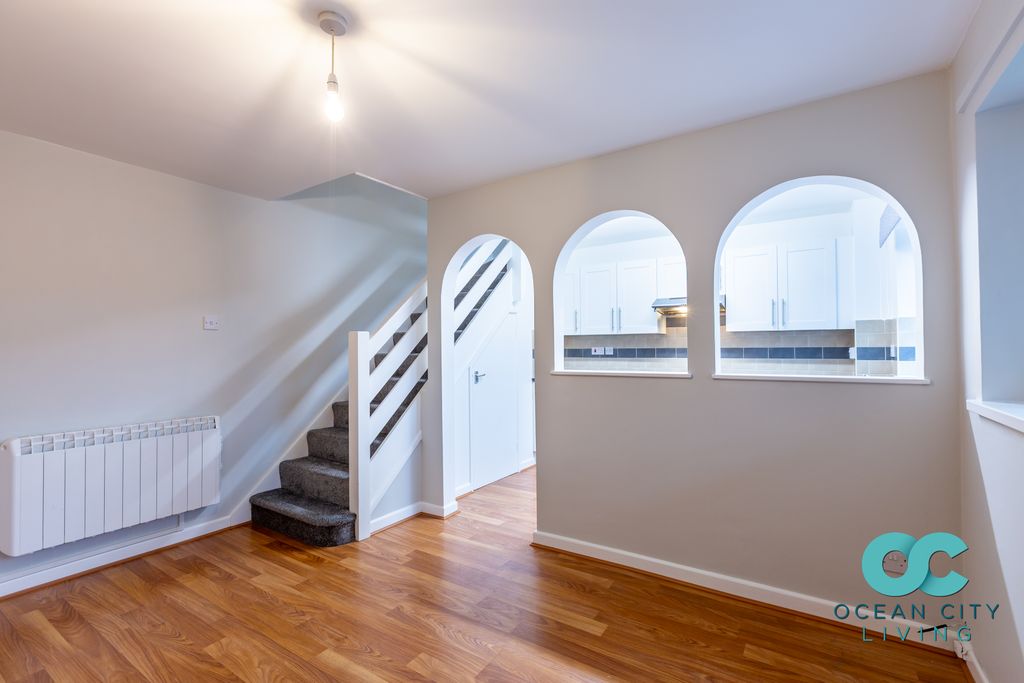 Property photo 2 of 10 Living Room