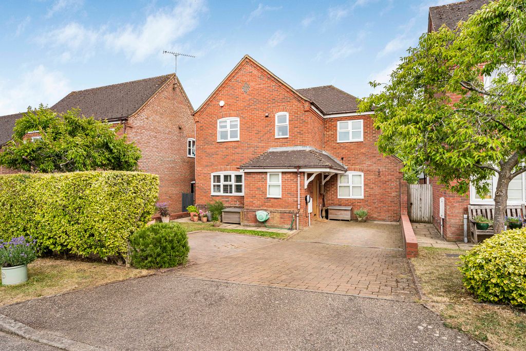 Property photo 1 of 17 Front