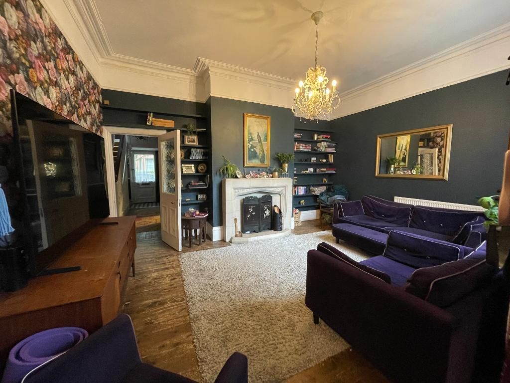 Property photo 2 of 25 Rear Sitting Room