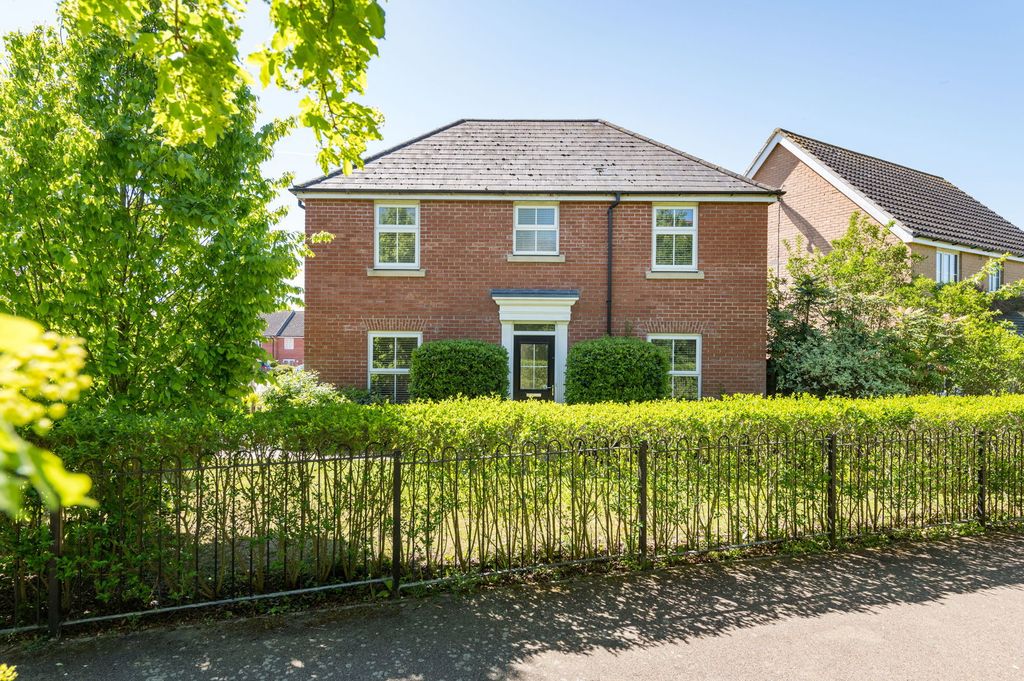 Property photo 1 of 19