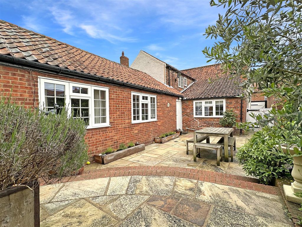 Property photo 1 of 25 Rear Aspect 137