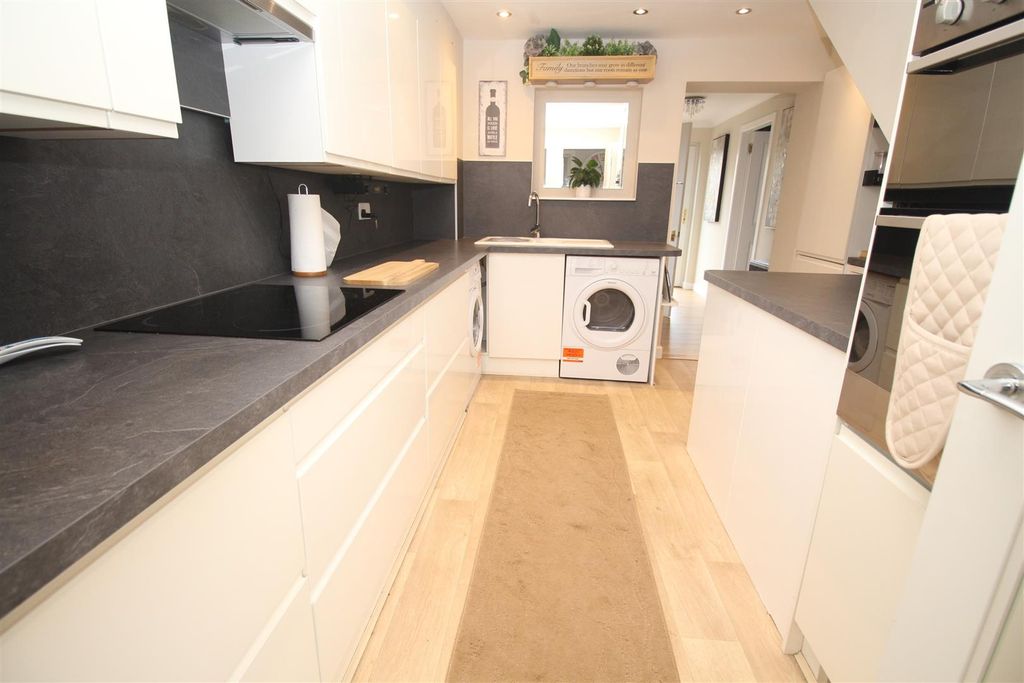 Additional image 4 of 4 bed terraced house for saleOronsay Avenue, Port Glasgow PA14
