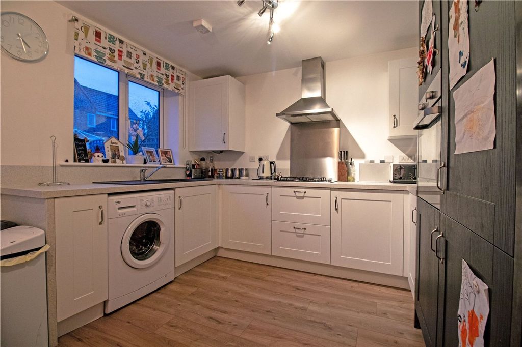 Property photo 2 of 15 Picture No. 06