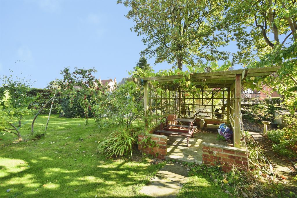 Property photo 3 of 17