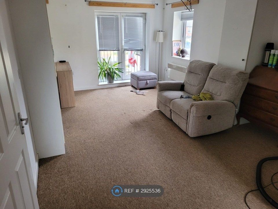 Property photo 3 of 7