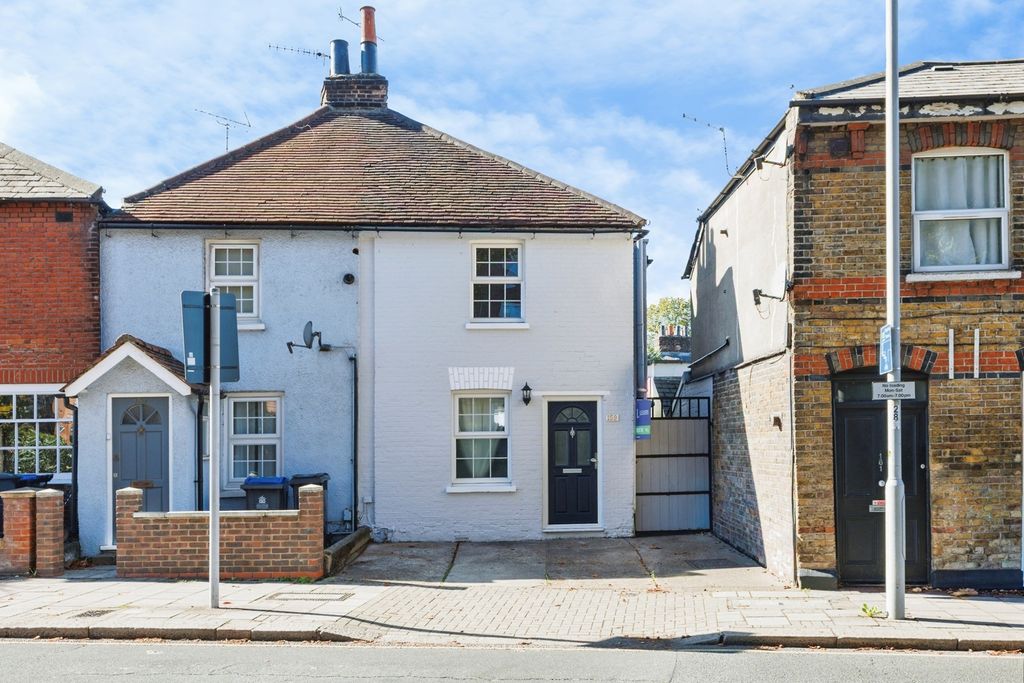 Property photo 1 of 16 External