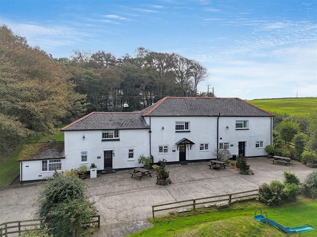 Property photo 3 of 58 Cottages