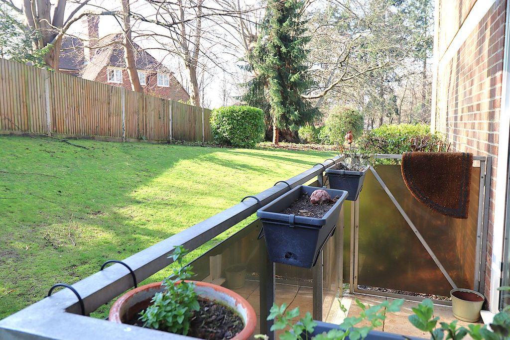 Property photo 2 of 13