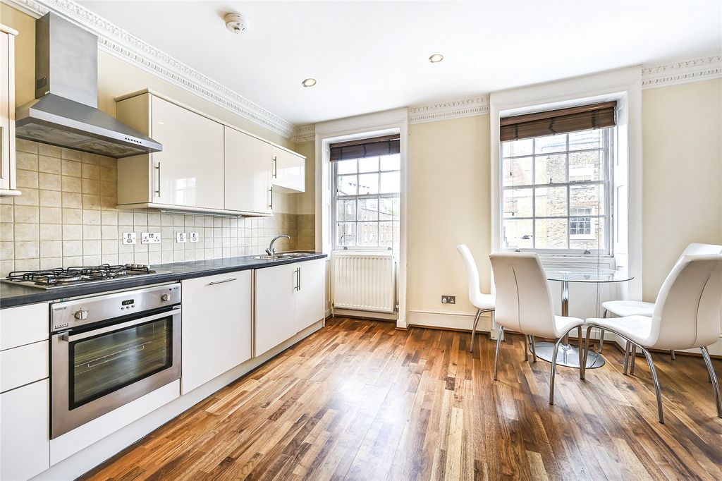 Property photo 3 of 12 Kitchen