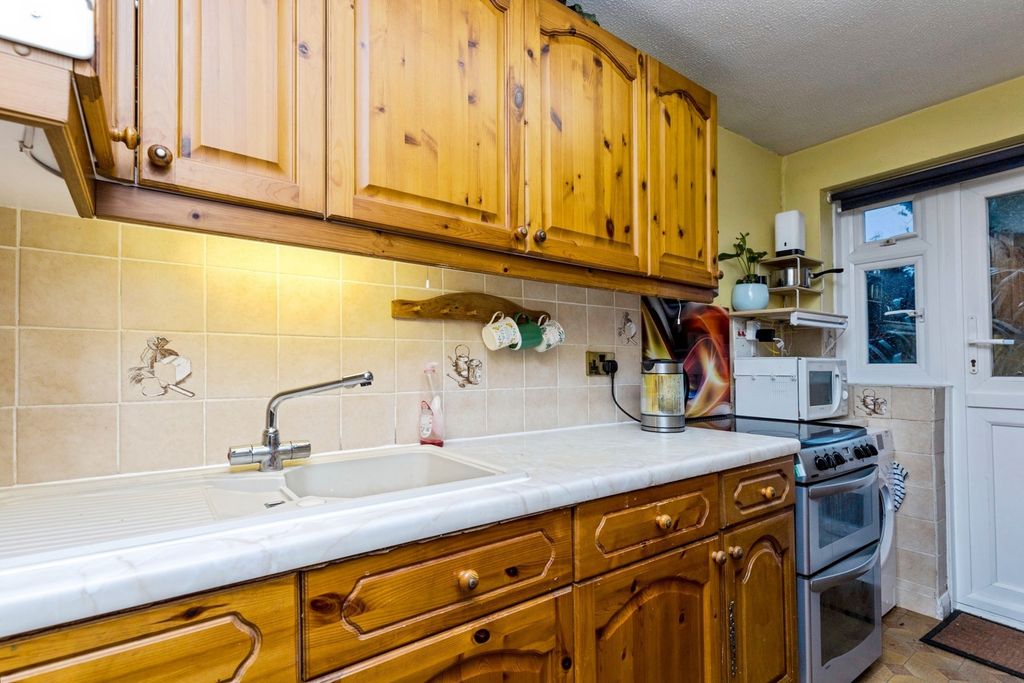 Property photo 3 of 17 Pbox-Img.Jpg