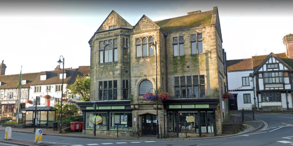 Property photo 1 of 11 Constitutionalbuildingshighstreeteastgrinstead1024x511.Png