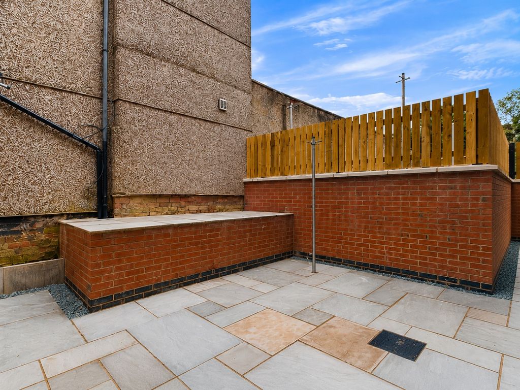 Property photo 3 of 9 2553095