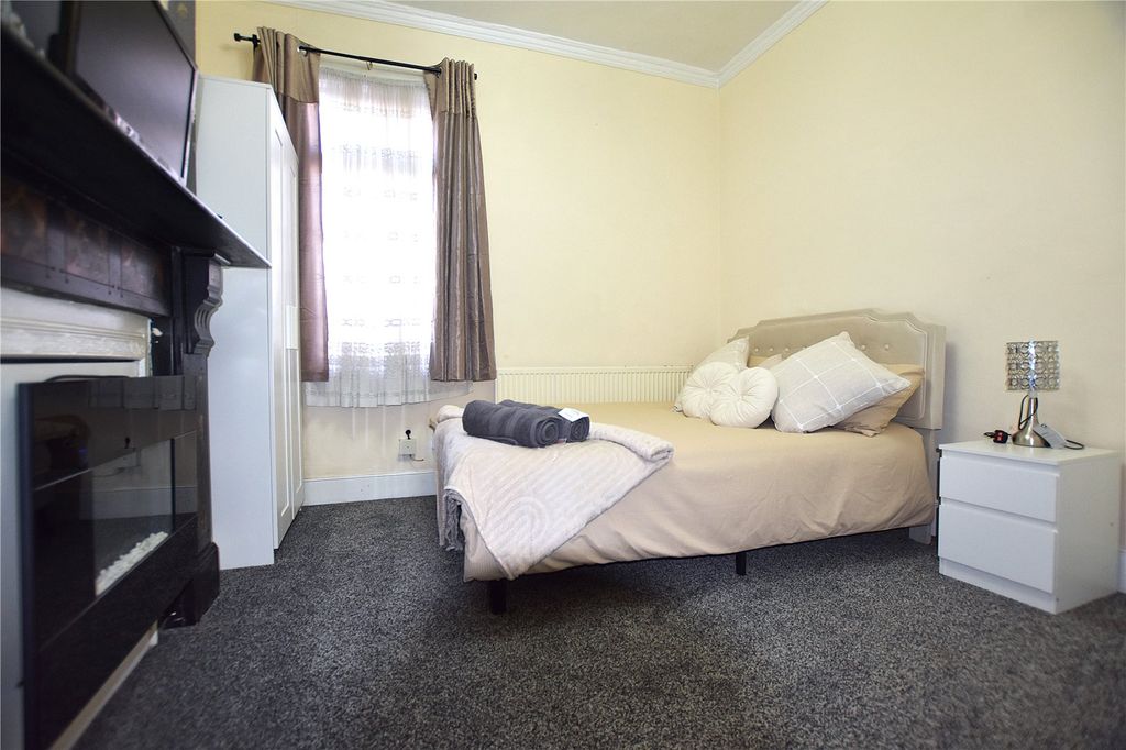Property photo 3 of 12 Picture No. 01