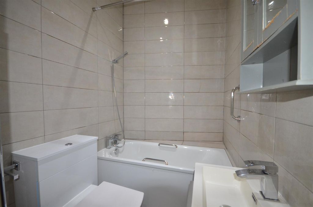 Property photo 2 of 5 Dsc_3401.Jpg