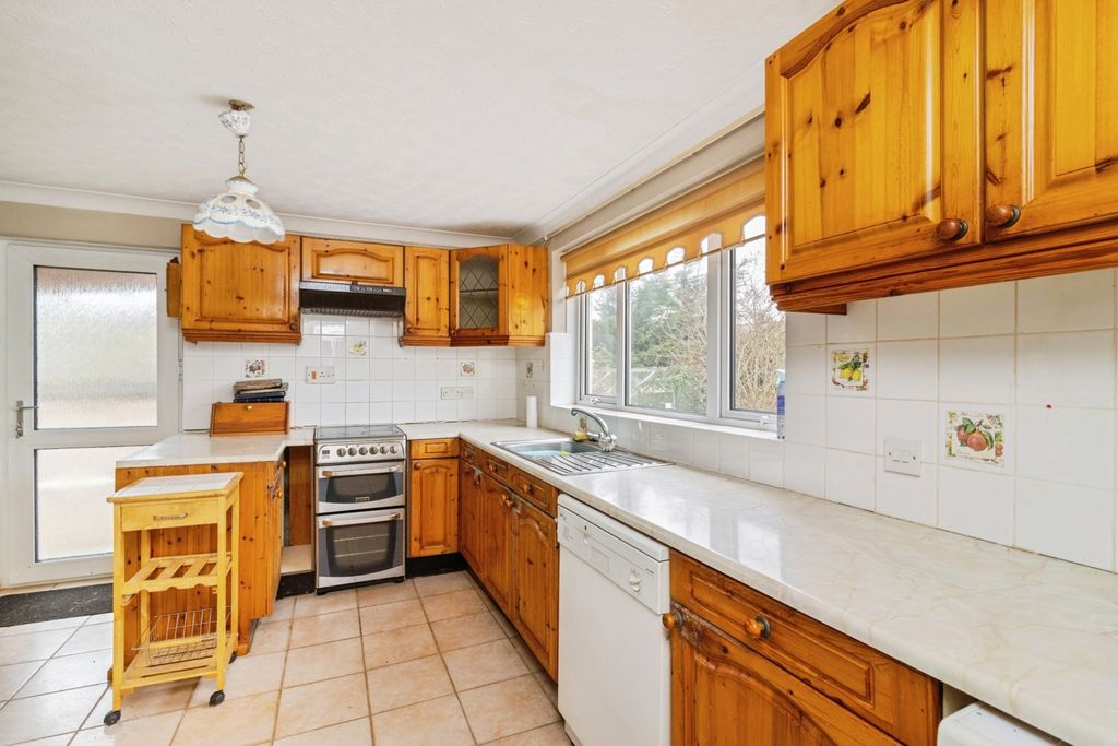 Property photo 2 of 20 Pbox-Img.Jpg