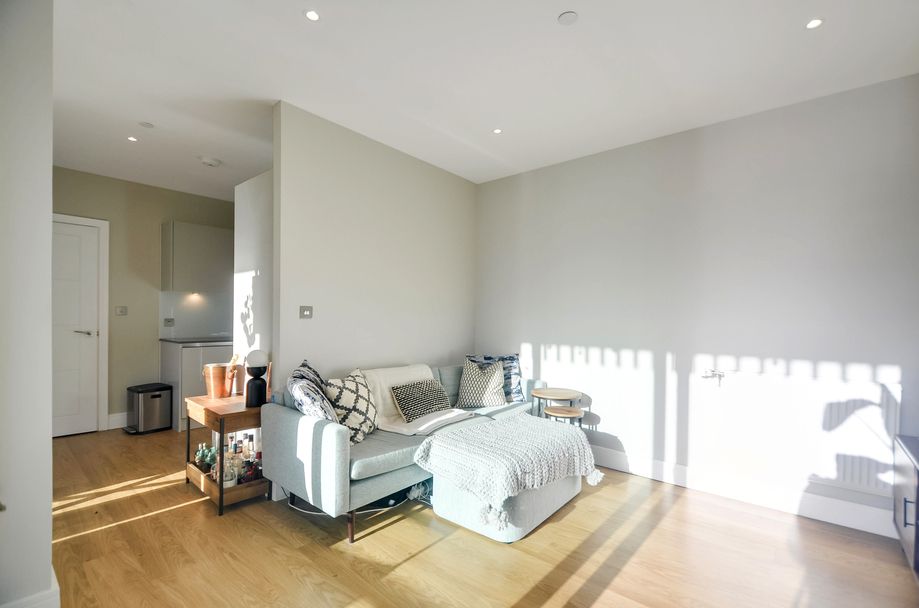 Property photo 2 of 22 Lounge Area (3).Jpg