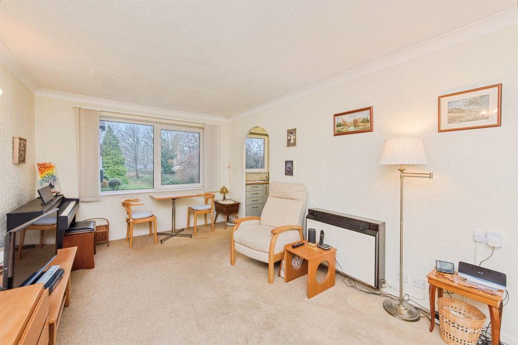 Property photo 3 of 19