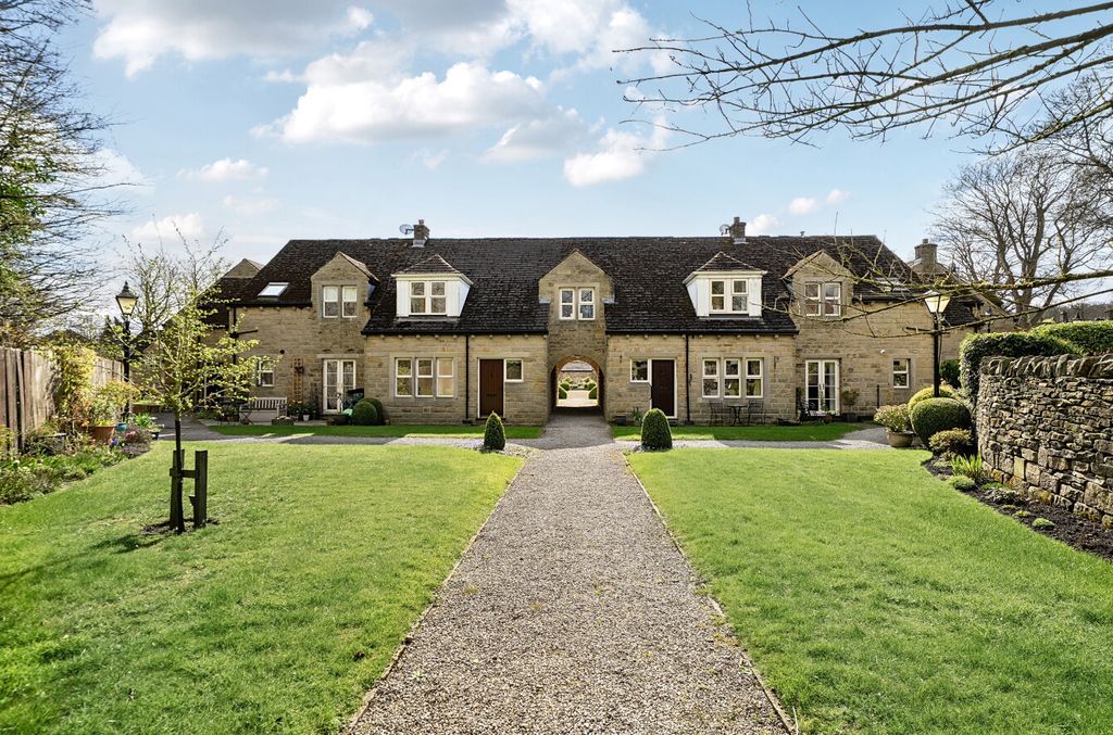 Property photo 1 of 20 1435124-8-69c3d14...