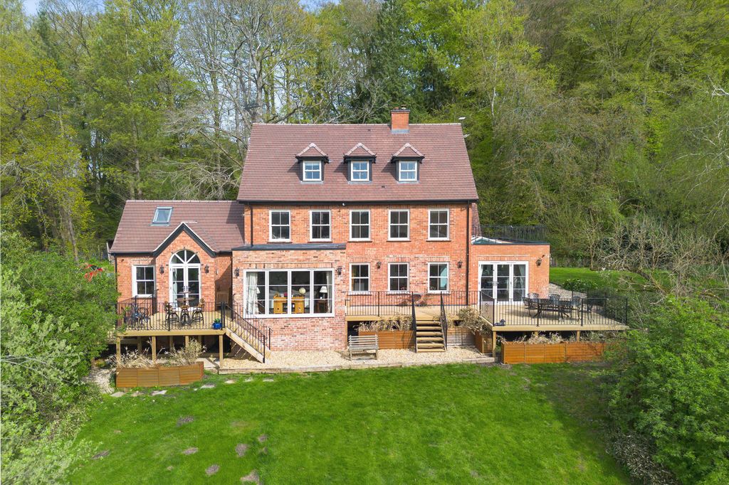 Property photo 1 of 49 Image