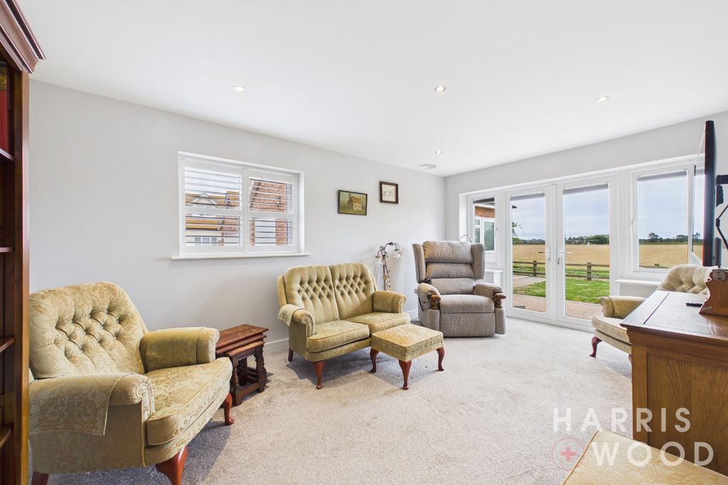 Property photo 3 of 33 5600566