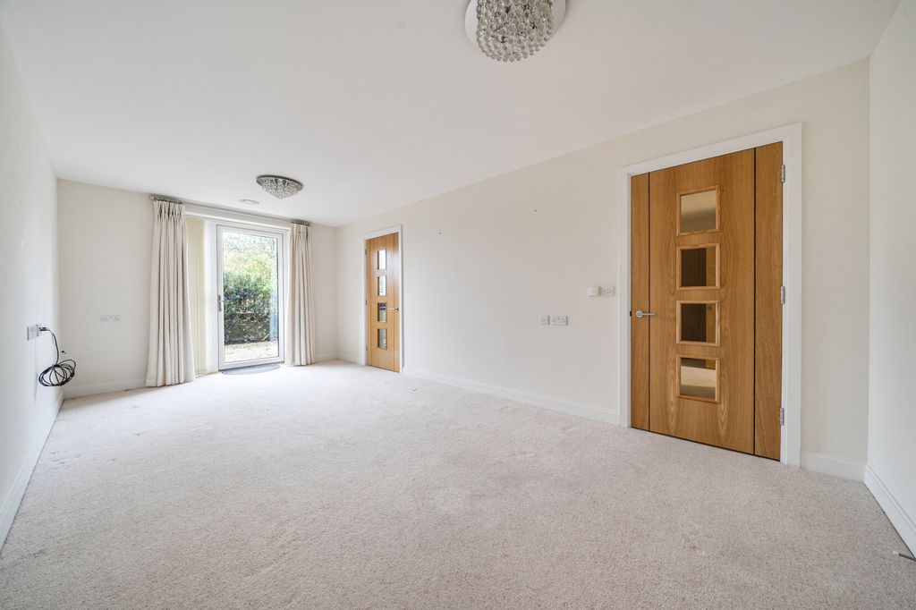 Property photo 2 of 21 Reception Room