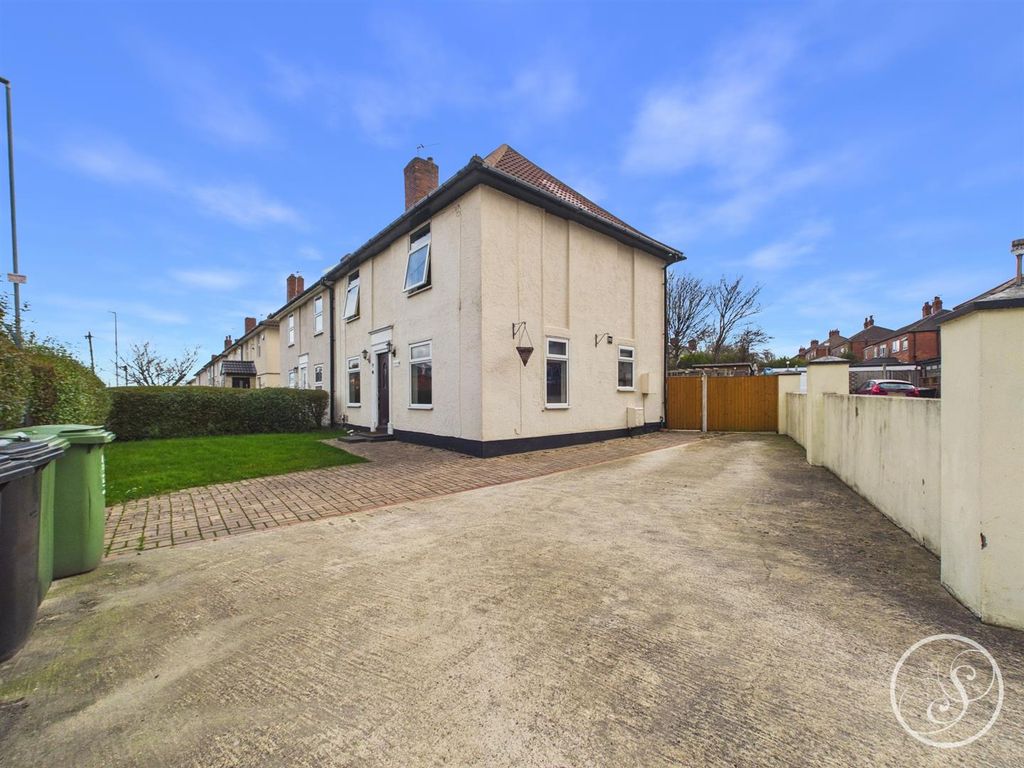 Property photo 1 of 24 External