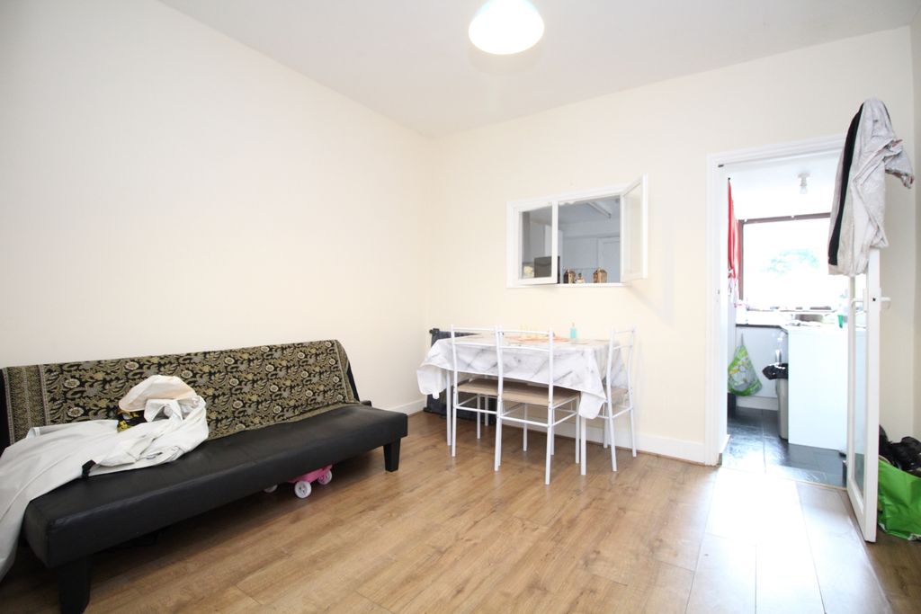 Property photo 2 of 10 Reception