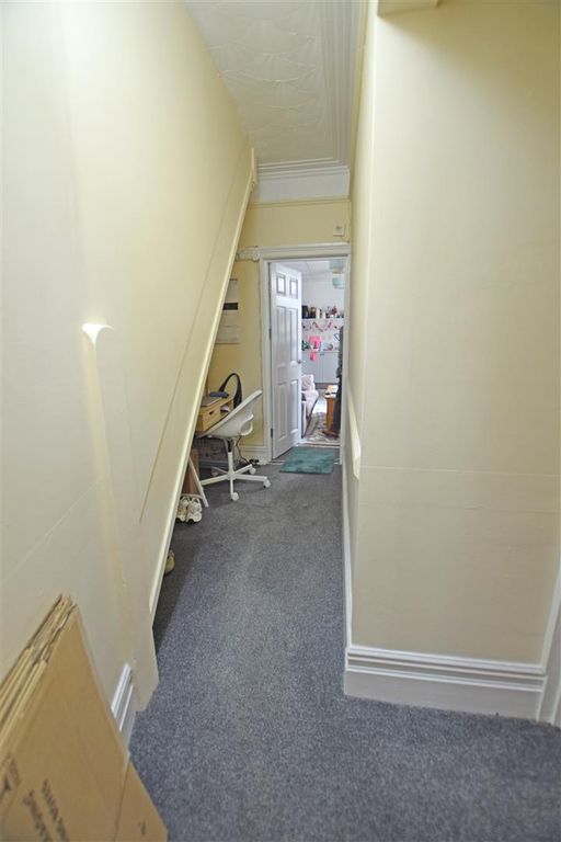 Property photo 3 of 19 G-F Hall.Jpg