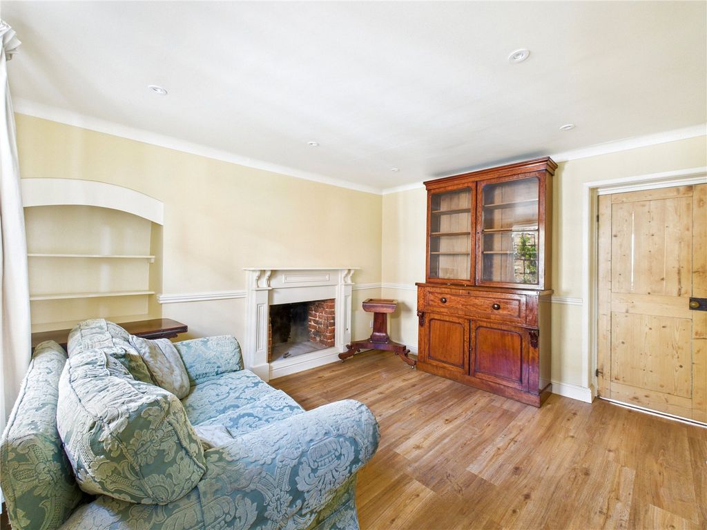 Property photo 2 of 12 Picture No. 25