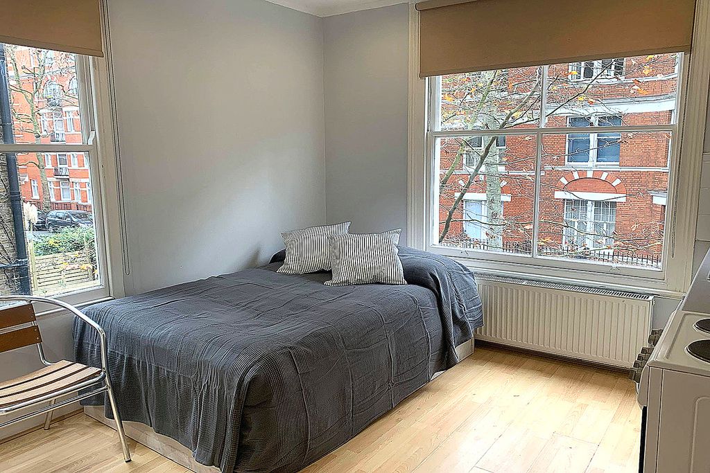 Property photo 2 of 4 Gallery